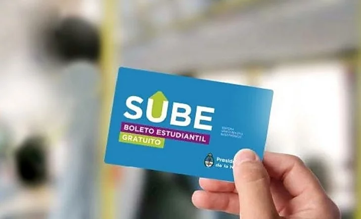 Terciarios y universitarios bonaerenses ya pueden acceder al boleto estudiantil