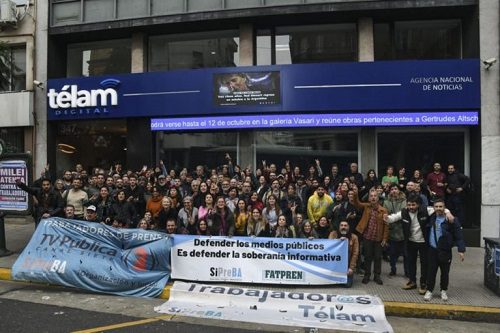 PERIODISTAS, ACADÉMICOS Y SINDICALISTAS RECHAZAN EL CIERRE DE LA AGENCIA TÉLAM