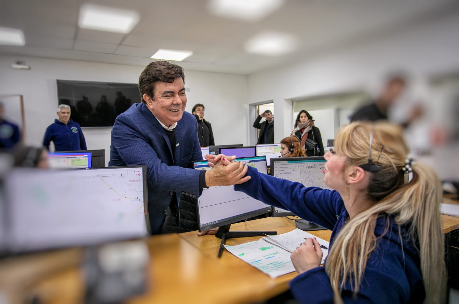 Fernando Espinoza otorgó un bono de fin de año de 260 mil pesos para sus empleados municipales