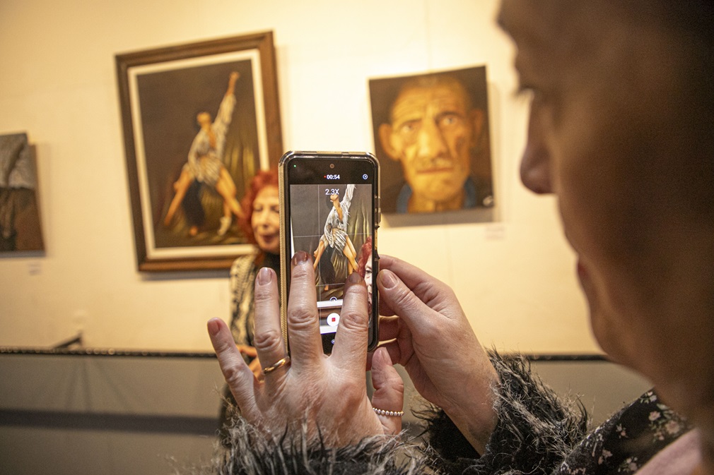 Tercera edad: La Matanza convoca a artistas y amantes del arte a participar de la Muestra Anual 2025