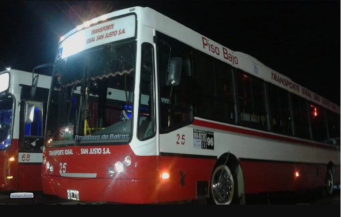 Transporte: fijaron los subsidios a los colectivos del AMBA hasta abril