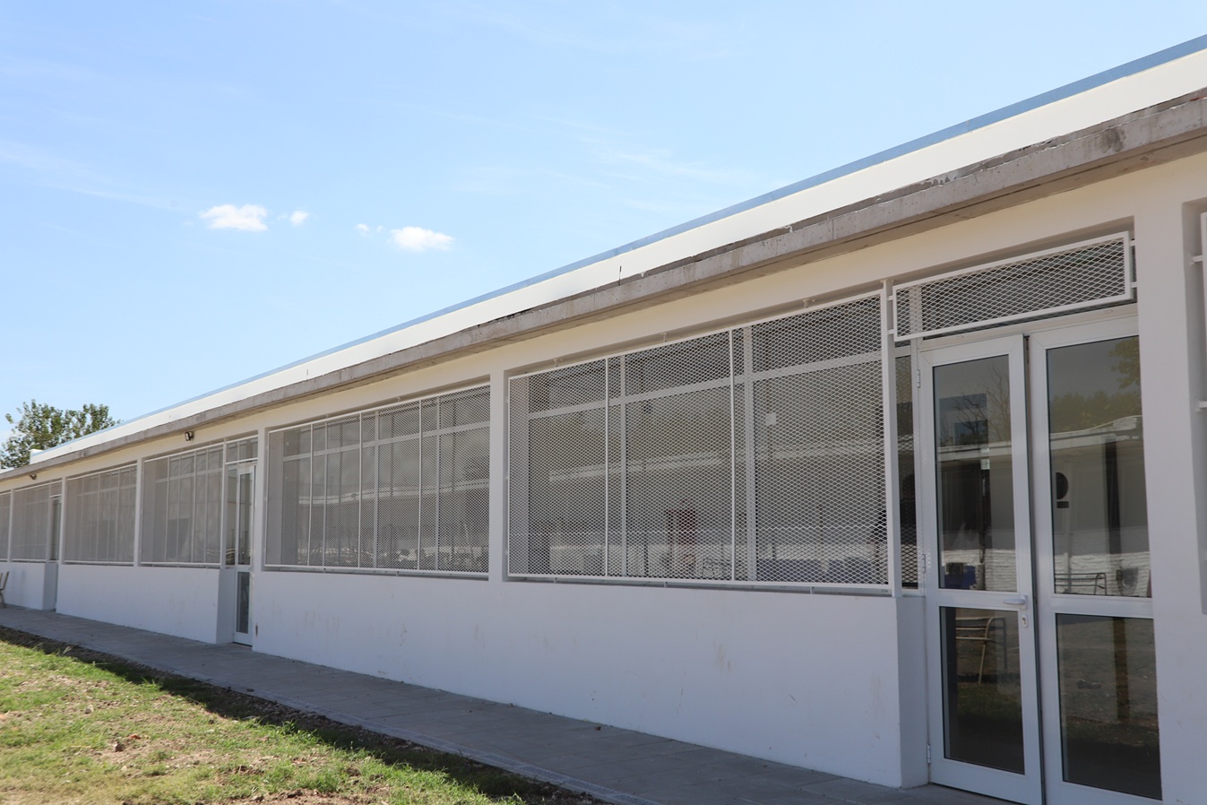 Inicia un nuevo ciclo lectivo con escuelas renovadas y en construcción.