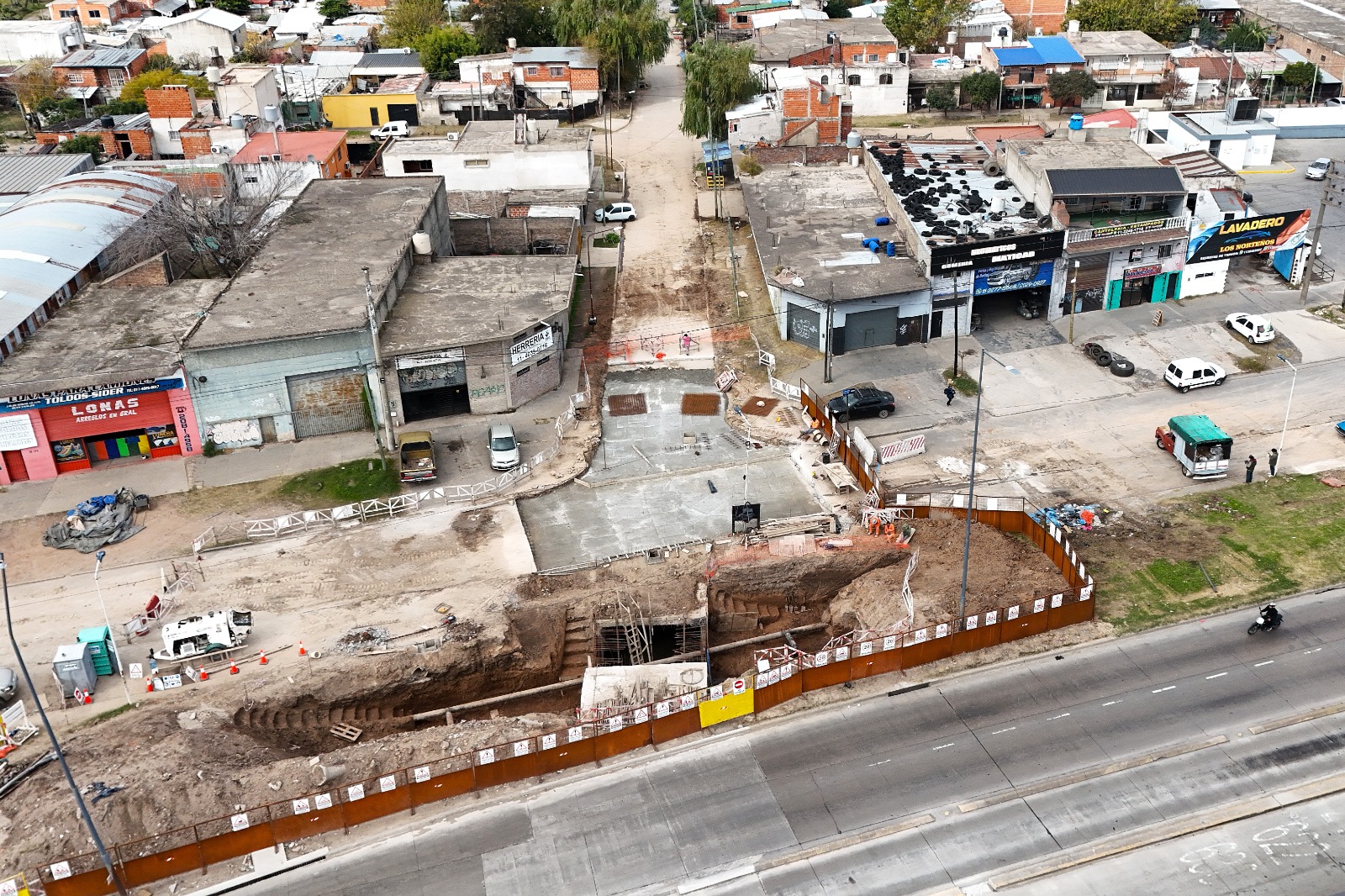 Avanza la obra hidráulica del Arroyo Dupuy que beneficiará a miles de vecinas y vecinos de La Matanza