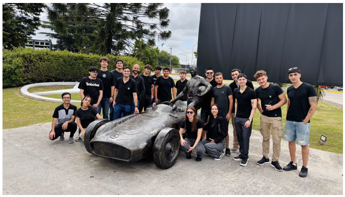 Innovación, tecnología y sustentabilidad: estudiantes bonaerenses diseñan el primer monoplaza 100% eléctrico de la UNLaM para competir en Brasil
